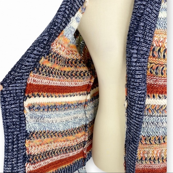 ANTHROPOLOGIE KNITTED & KNOTTED Michela Cardigan Red Motif NWT Size Small - Picture 8 of 13